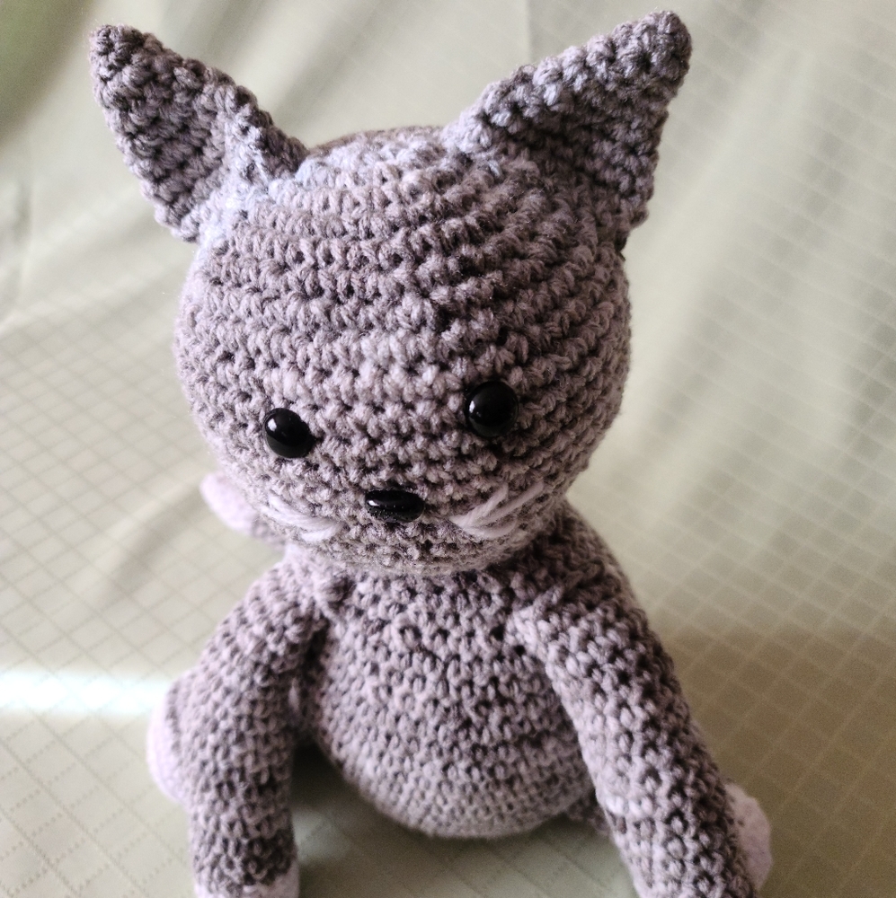 Amigurumi Crochet Stuffed Animals: Cat